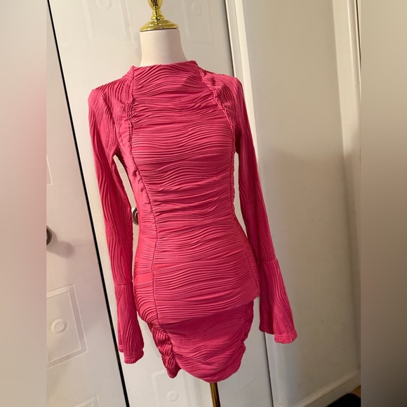 NWOT Pretty Little Thing Hot Pink Body Icon Dress S - Picture 5 of 7